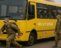 На Львовщине во время мобилизации мужчина покинул автобус и сбежал во время мобилизации