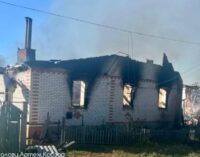 Россия ударила по Сумской области: горит жилой сектор