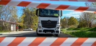 Дружественная Кремлю страна закусила удила и почти остановила пропуск товаров через свою территорию