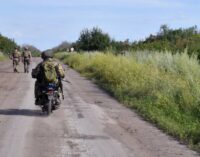 Убегали на мотоциклах, но не знали, что их встретят украинские пограничники: ВИДЕО одного боя