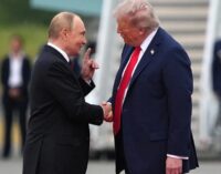 CNN: Трамп потратил восемь месяцев на иллюзии о «мире с Путиным»