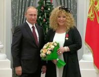 «Это был кумир», — Пугачева откровенно о Путине и агитацию за него