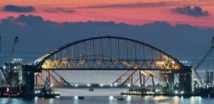 Украинские дроны не оставят Крым в покое: атаки на Крымский мост возможны