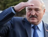 Лукашенко приказал привести белорусскую армию в высшую степень боевой готовности