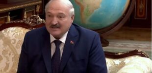 Лукашенко пригрозил Трампу ядерным оружием России