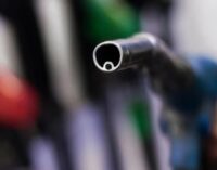 «Сидим без бензина и без скорой»: в России после украинских ударов рухнула система заправок