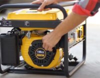 Сегодня в Украине вводят отключение электроэнергии с 15:00 до 22:00