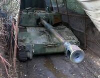 Пришли и сгорели вместе с танком: морпехи отбили штурм. ВИДЕО