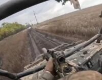 В Донецкой области боец уничтожил российский FPV-дрон «ждун». ВИДЕО