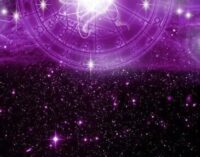 Гороскоп на 15 ноября: полезно заняться медитацией или йогой для укрепления тела и психики