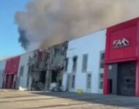 Россия уничтожила новое отделение «Укрпочты» во Львове, сгорели 900 посылок. ВИДЕО