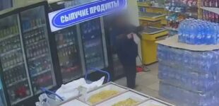 В оккупированном Донецке мужчина устроил стрельбу в супермаркете. ВИДЕО