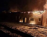 Российские войска нанесли удар по железной дороге в трех областях Украины