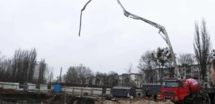 Для переселенцев в Украине строят социальное жилье: что известно