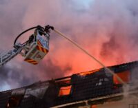 Оккупанты ударили по отелю в центре Сум: что известно?