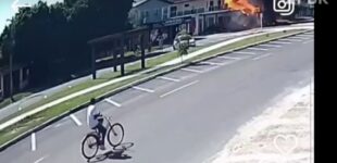 В туристическом городе Бразилии самолет упал на кафе: есть жертвы. ВИДЕО