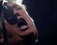 «Их не было рядом»: Трамп впал в истерику в прямом эфире