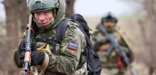 Россияне развернули штаб управления в закрытой больнице Скадовска: подробности