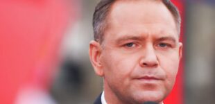 Попытка юридического переворота:  Навроцкий намерен переписать Конституцию