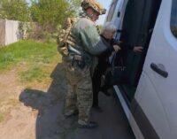 Эвакуация из Лимана практически невозможна: военные вывозят людей с помощью роботов и лодок