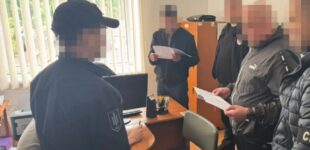 Шантаж мобилизацией: ГБР разоблачило чиновника, вымогавшего взятку у предпринимателя