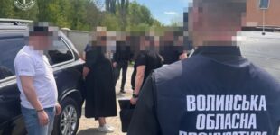 Фиктивная инвалидность за $8 тысяч: двух участников схемы на Волыни взяли под стражу