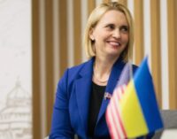 Дипломатия глухих телефонов: экс-посол Бринк рассказала, как Трамп «подставил» посольство США в Украине
