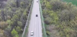 «Каждый защищенный километр — это спасенные жизни»: Украина расширяет масштабы антидроновой защиты дорог