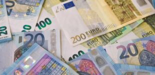 В НБУ объяснили, когда украинцы могут попрощаться с гривной: что будет с переходом на евро