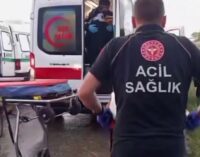 В Турции микроавтобус с туристами сорвался с обрыва: есть погибшие. ВИДЕО