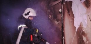 Дроны РФ атаковали предприятие под Полтавой: вспыхнул пожар