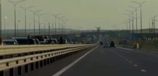 На выезде из Крыма образовалась пробка: движение по Крымскому мосту перекрыли