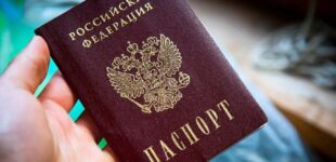 Россияне ищут способы уехать из страны: процесс приобрел массовый характер