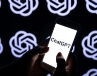 США: подростка обвинили в убийстве родных, он консультировался с ChatGPT