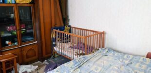 Снаряд от дрона влетел в окно и приземлился в кроватке ребенка в Херсоне. ФОТО