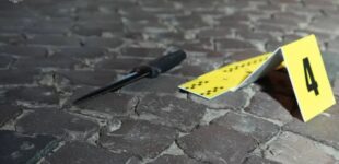 Два удара в шею, один в предплечье: подробности нападения на сотрудника ТЦК во Львове