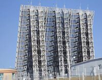 Паника в Калининграде: оккупанты пытаются спрятать под сетками самое ценное, что уних есть