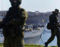 На озере Донузлав в оккупированном Крыму россияне построили эллинги для морских дронов. ФОТО